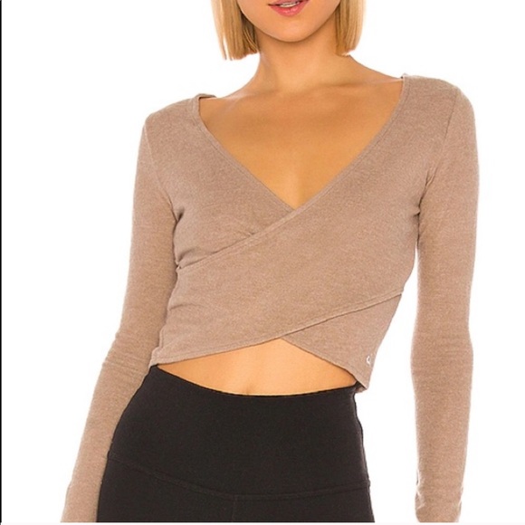 ALO Yoga Tops - Alo Yoga Amelia Luxe Long Sleeve Crop - Gravel